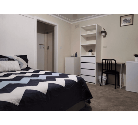 2 Kitmont St, Murrumbeena, Vic 3163 - Photo 3