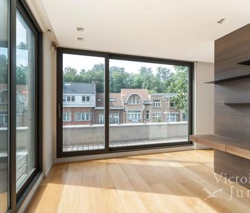Appartement te huur - Photo 1