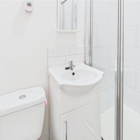 1 bedroom property to rent - Photo 4