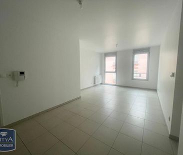 Location Appartement 3 pièces 59m² VILLEURBANNE 69100 - Photo 2