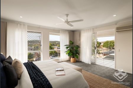 Spacious Family Residence with Multiple Living Areas, Private Spa & Elevated Outlook - Photo 5