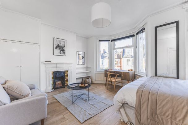 Room in a Shared House, Lysia St, SW6 - Photo 1