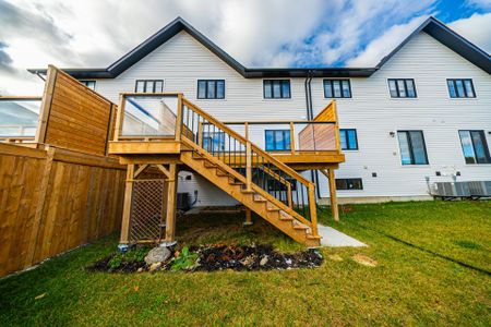 For Lease - 44 Lahey Crescent, Penetanguishene, Ontario - Photo 5