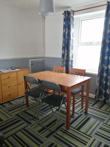 2 bedroom house to rent - Photo 3