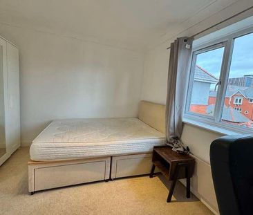 The Quays, Salford Quays, Salford, M50 - Photo 6