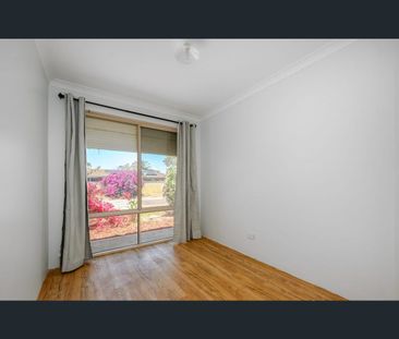 PERFECT FAMILY HOME - Photo 4