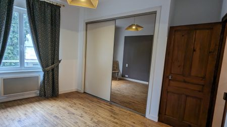 Location Appartement 5 pièces 129m² GUER 56380 - Photo 5