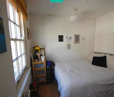 5 bedroom terraced house to rent - Photo 4