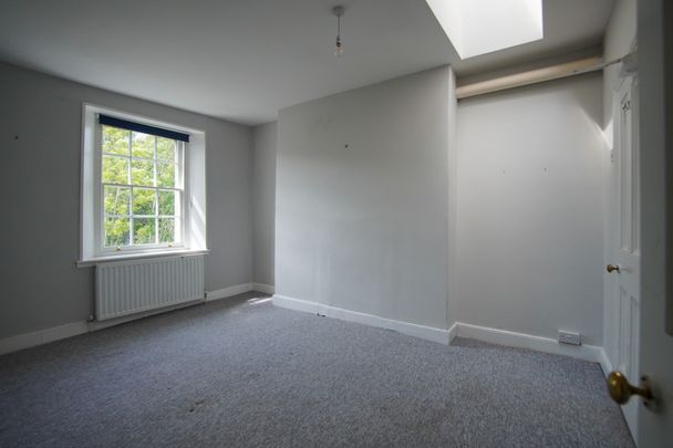 Second Floor Flat, , Hampton Park, Redland, BS6 6LG - Photo 1