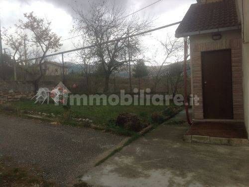 Trilocale via Castelnuovo 6, San Nicandro, Prata d'Ansidonia - Photo 1