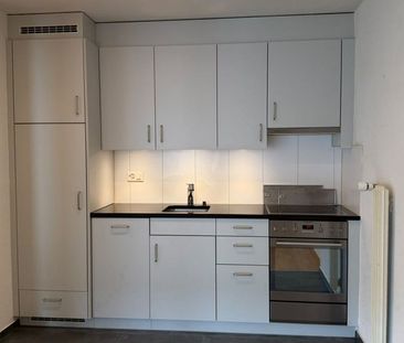 3 1/2-Zimmerwohnung, 1. Stock rechts - Photo 2