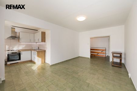 Pronájem bytu 4+kk 80 m² - Photo 2