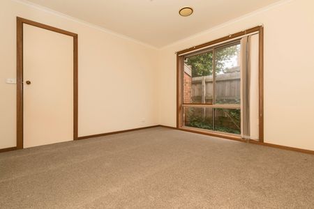 THREE BEDROOM UNIT - GREAT LOCATION - Photo 4