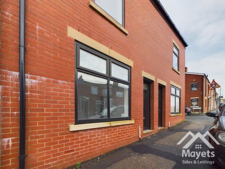 5 bedroom terraced house to rent - Photo 4