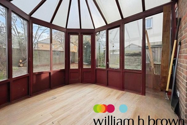 Hallcroft Chase - Photo 1