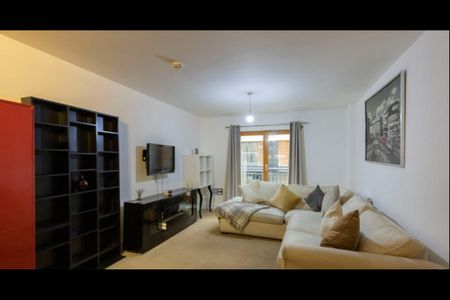 2 Bed Flat, Upper Marshall Street, B1 - Photo 2