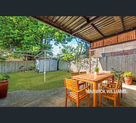 30 Bouvardia Street, Russell Lea, NSW 2046 - Photo 5