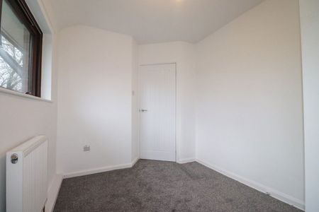 Terraced House in Henderson Road, Currock, Carlisle - Photo 5