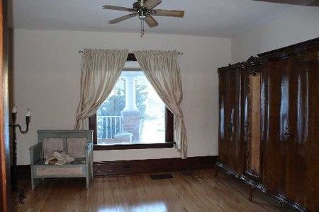 For Lease - 450 Botsford Street, Newmarket, Ontario - Photo 3