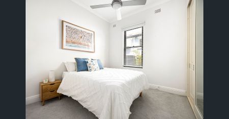 Classic-Contemporary Charm In A Leafy Pocket On The Cusp Of Coogee - Photo 3