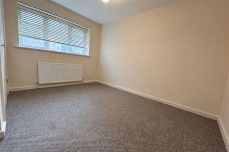 End of Terrace - Photo 2