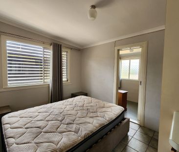 Ideal furnished one bedroom unit with powered shed! - Photo 2