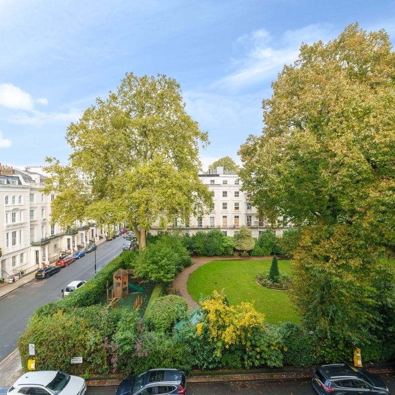 Princes Square London W2 - Photo 1