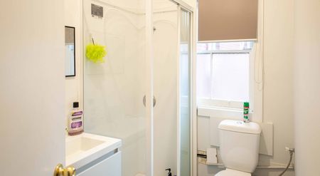 Two Bedroom Apartment for Rent in 2026 - Photo 3