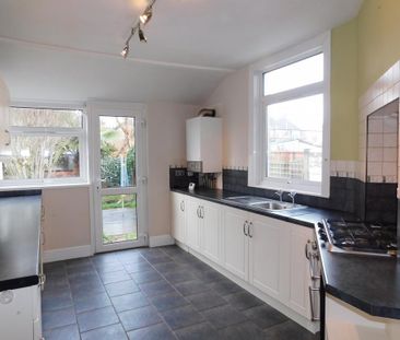 3 bedroom terraced house to rent - Photo 6
