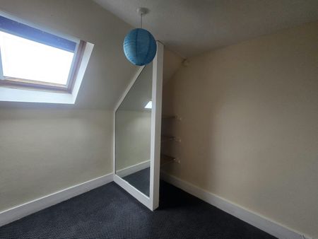 Flat to rent on - Photo 4