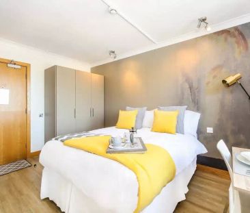 Standard Single Suite - Photo 3