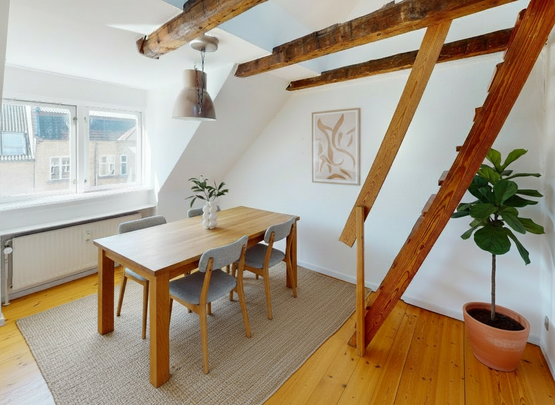 Lys lejlighed med central beliggenhed i Aalborg - Photo 1