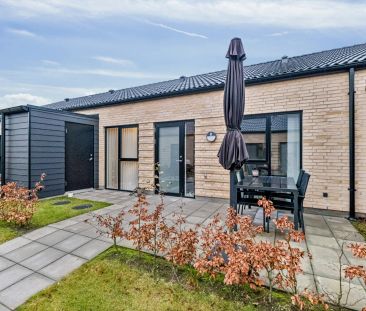 Nyopført 4-værelses rækkehus på Ronjasvej i Vestbjerg - Foto 3