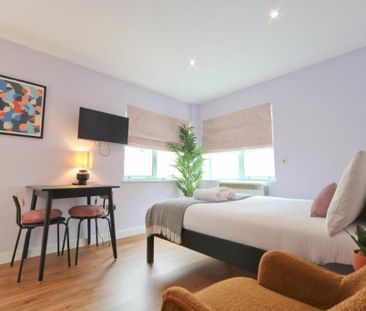 Studio to rent - Photo 2