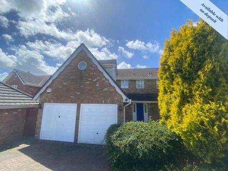 4 bedroom detached house to rent - Photo 5