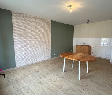 Location Appartement 2 pièces 46m² AUXONNE 21130 - Photo 2
