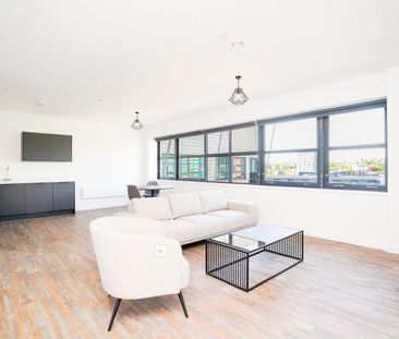 2 bedroom Apartment to rent - Photo 2