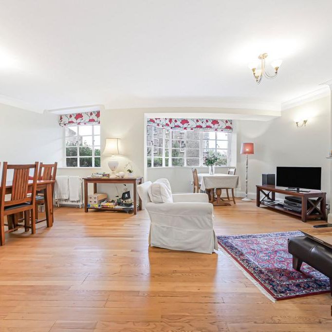 3 bedroom flat to rent - Photo 1