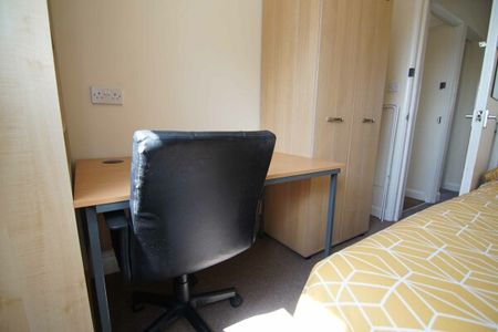 57 Broadway - Photo 3