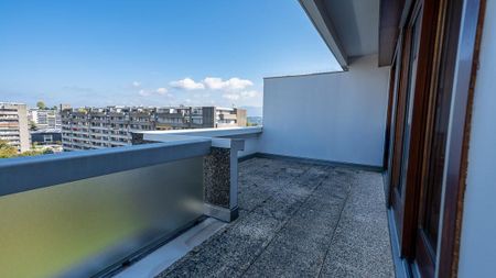 Appartement Duplex d'Exception en Attique (5 pièces) - Photo 3