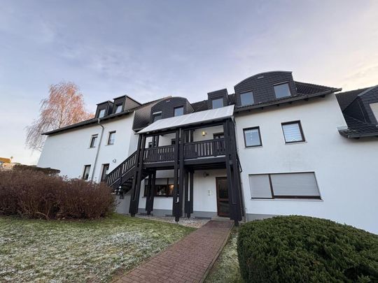 Ruhig gelegene 2,5-Raum-Wohnung mit Balkon - Photo 1