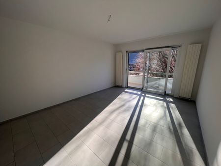 FOR RENT IN GORDUNO BRIGHT 3.5 ROOM APARTMENT - Foto 2