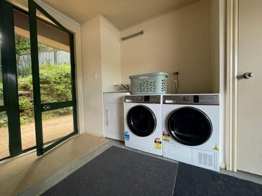 FURNISHED - MISSION BAY - 3 BEDROOMS - Photo 1