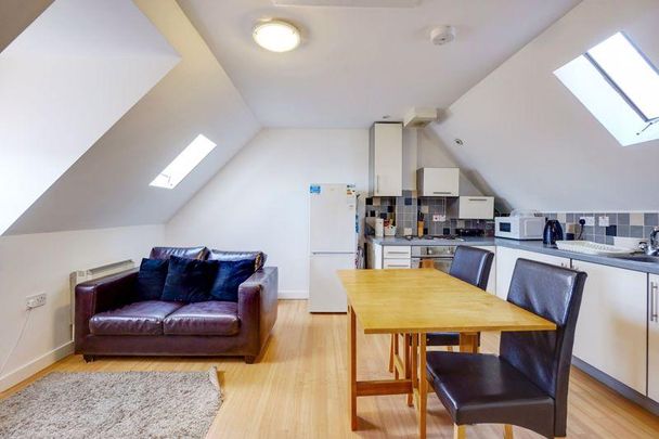 2 bedroom apartment to rent - Photo 1