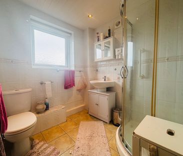 Lingford Close, Liverpool - Photo 1