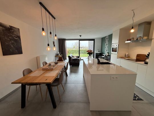 OVERMERE - Recente woning met open zicht. - Photo 1