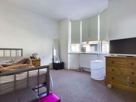 Lynton Street, Brighton, BN2 - Photo 2