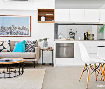 Modern Stylish Convenient Apartment - Photo 3