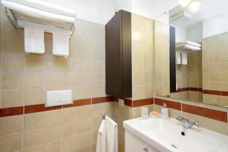 Via Licio Quinzio Cincinnato, Rome, Lazio 00175 - Photo 4