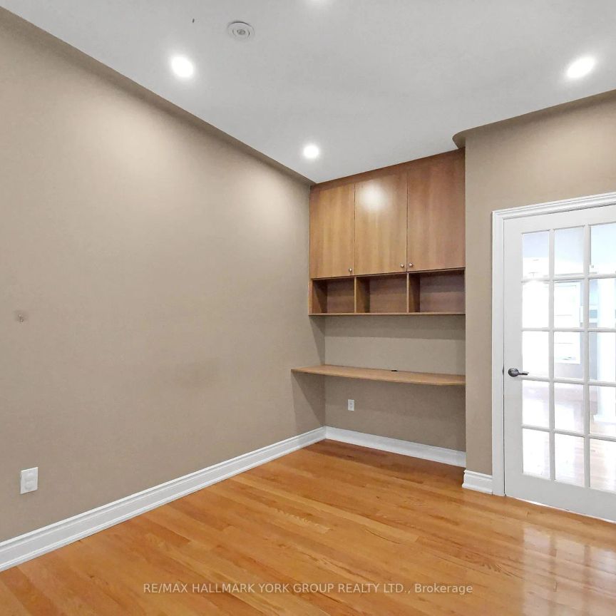 Detached Home For Lease | N9237268 - Photo 1